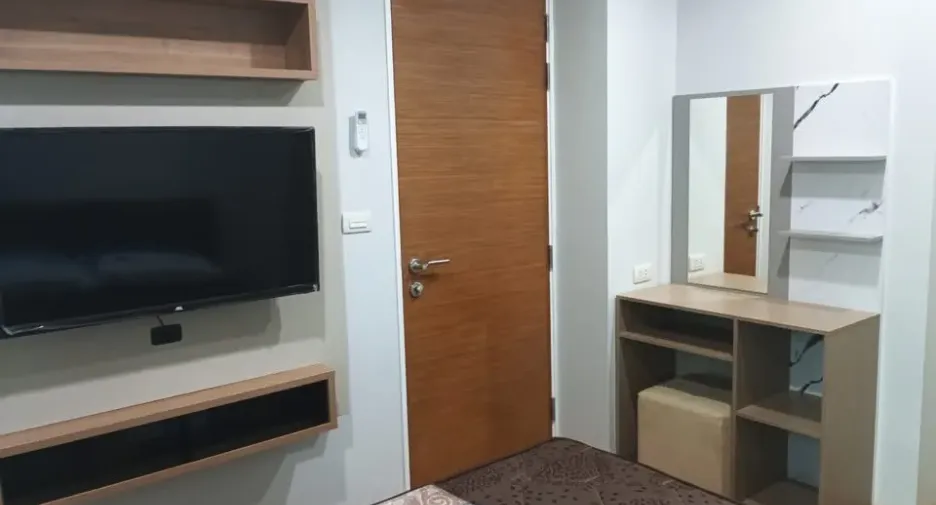 For rent 1 bed condo in Phaya Thai, Bangkok