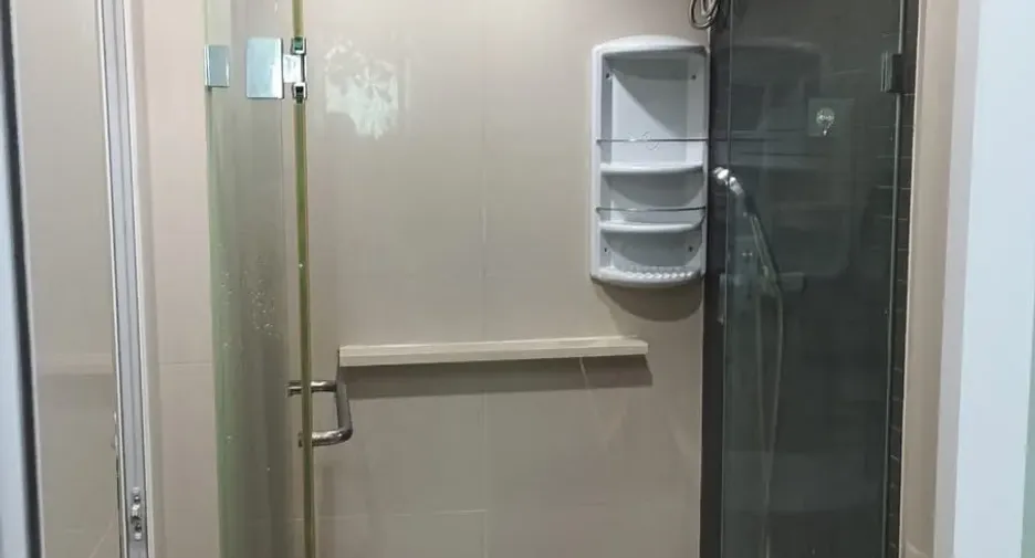For rent 1 bed condo in Phaya Thai, Bangkok
