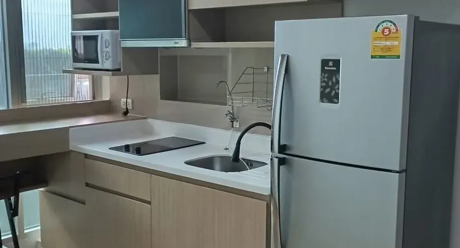 For rent 1 bed condo in Phaya Thai, Bangkok