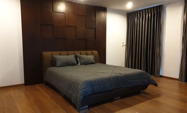 À louer 4 chambres condo à Watthana, Bangkok