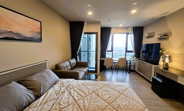 For rent studio condo in Khlong Toei, Bangkok