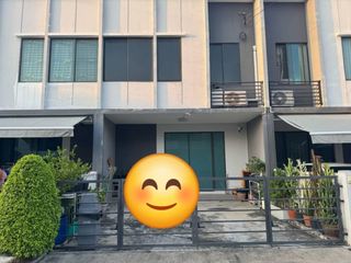 For rent 3 bedrooms townhouse in Bang Khen, Bangkok