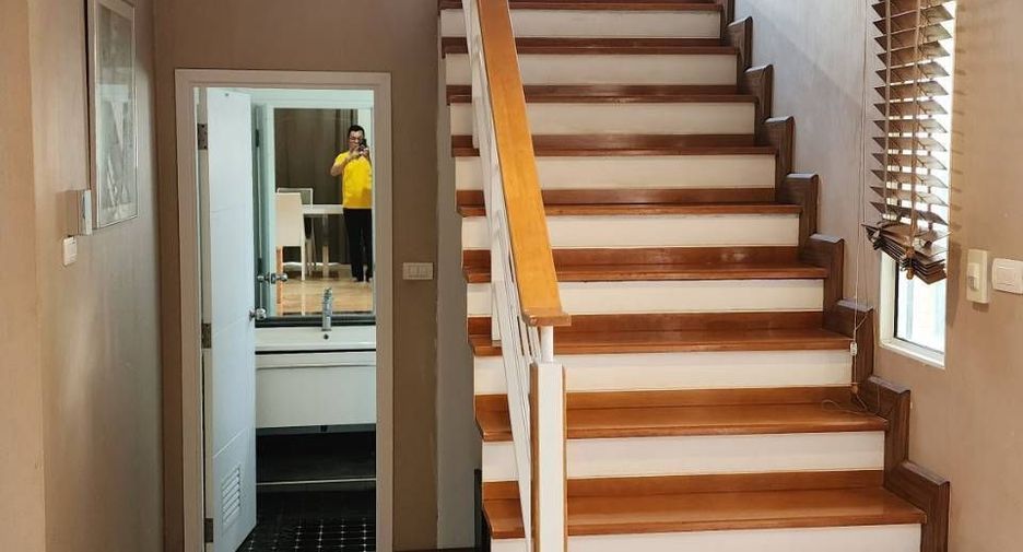 For rent 3 bedrooms house in Suan Luang, Bangkok