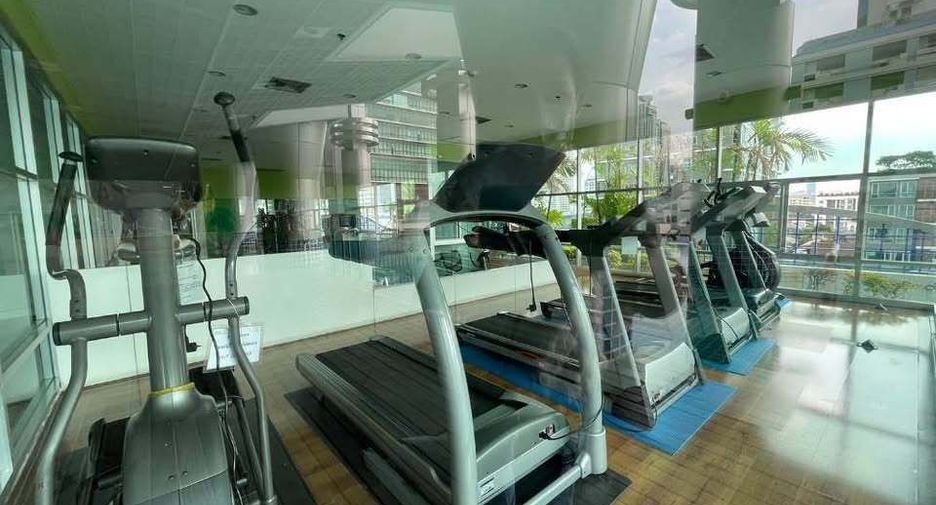 For rent 1 bed condo in Sathon, Bangkok