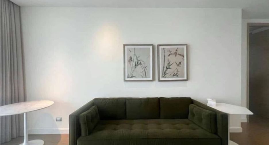 For rent 4 bedrooms condo in Pathum Wan, Bangkok