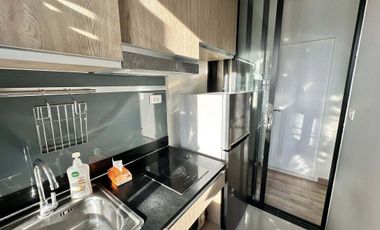 Wohnung zur Miete mit 1 Zimmer in Mueang Samut Prakan, Samut Prakan