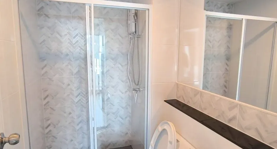 For rent スタジオ condo in Chom Thong, Bangkok