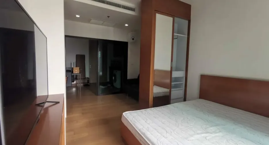 For rent 1 bed condo in Ratchathewi, Bangkok