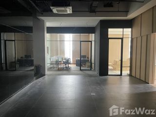 出租 商业空间 在 Khlong Toei, 曼谷