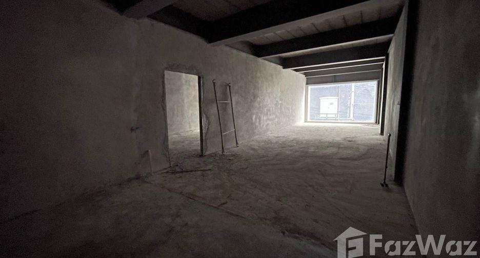 Аренда торговое помещение в Кхлонг Тоеи, Бангкок