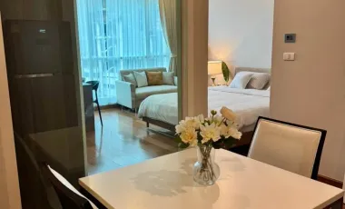 Wohnung zur Miete mit 1 Zimmer in Pathum Wan, Bangkok