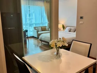 À louer 1 chambre condo à Pathum Wan, Bangkok