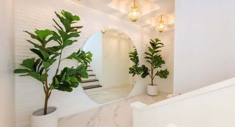 For rent studio house in Lat Phrao, Bangkok