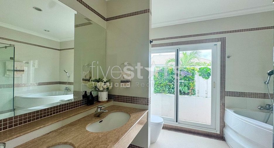 For rent 3 bedrooms house in Prawet, Bangkok