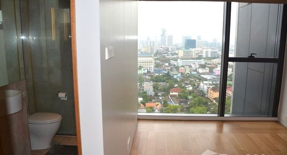 À louer 3 chambres condo à Sathon, Bangkok