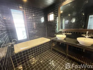 出租 3 卧室 独立屋 在 Khlong Toei, 曼谷