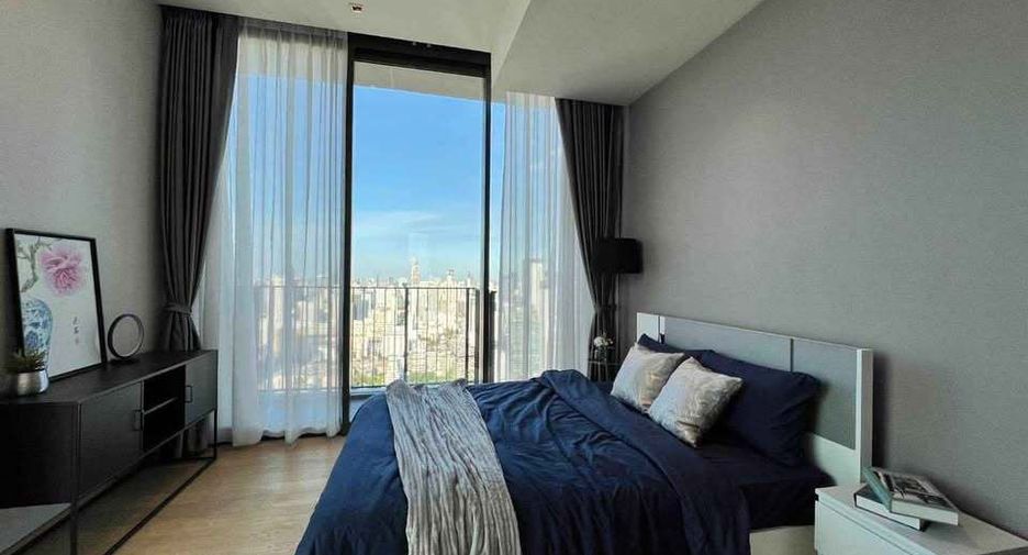 Condo en alquiler de 3 habitaciones en Pathum Wan, Bangkok