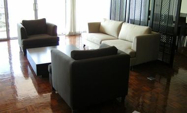 For rent 3 bedrooms condo in Watthana, Bangkok