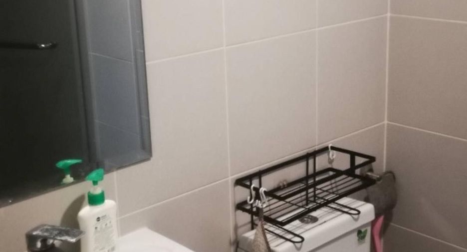 For rent 2 bedrooms condo in Bang Phlat, Bangkok