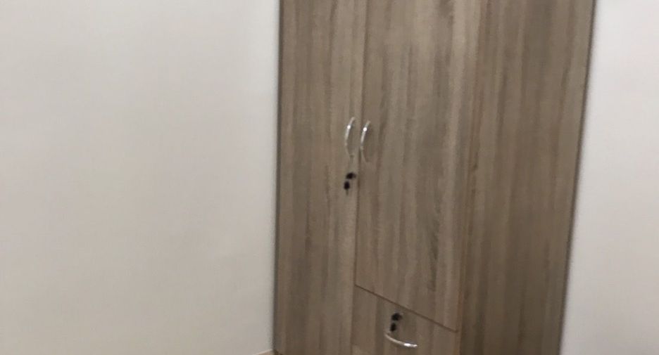 For rent 4 bedrooms townhouse in Mueang Samut Prakan, Samut Prakan