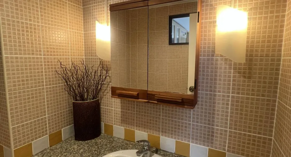 For rent 2 bedrooms condo in Sathon, Bangkok