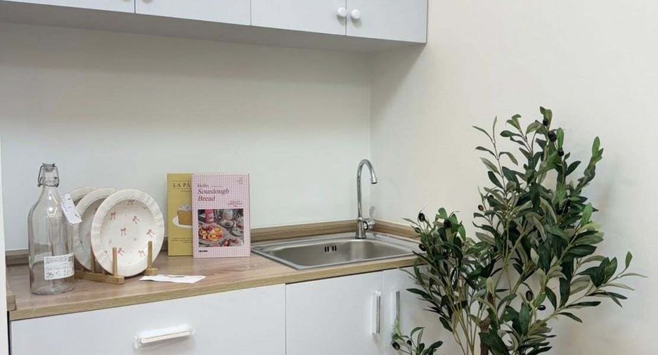For rent studio condo in Huai Khwang, Bangkok