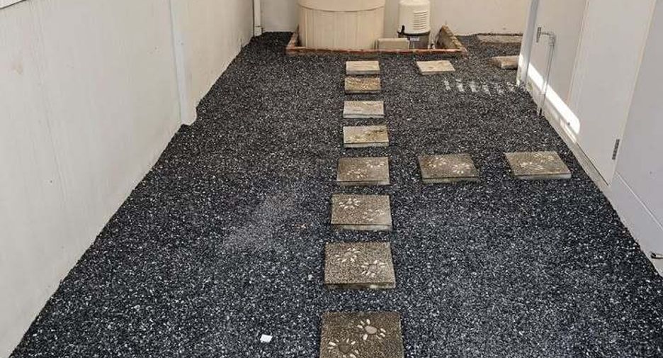 Wohnung zur Miete mit 3 Zimmer in Bang Sao Thong, Samut Prakan