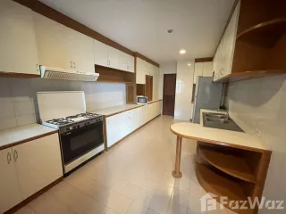 À louer 3 chambres appartement à Watthana, Bangkok