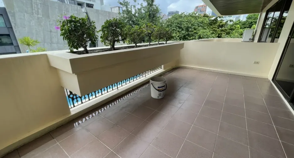 Apartamento en alquiler de 3 habitaciones en Watthana, Bangkok