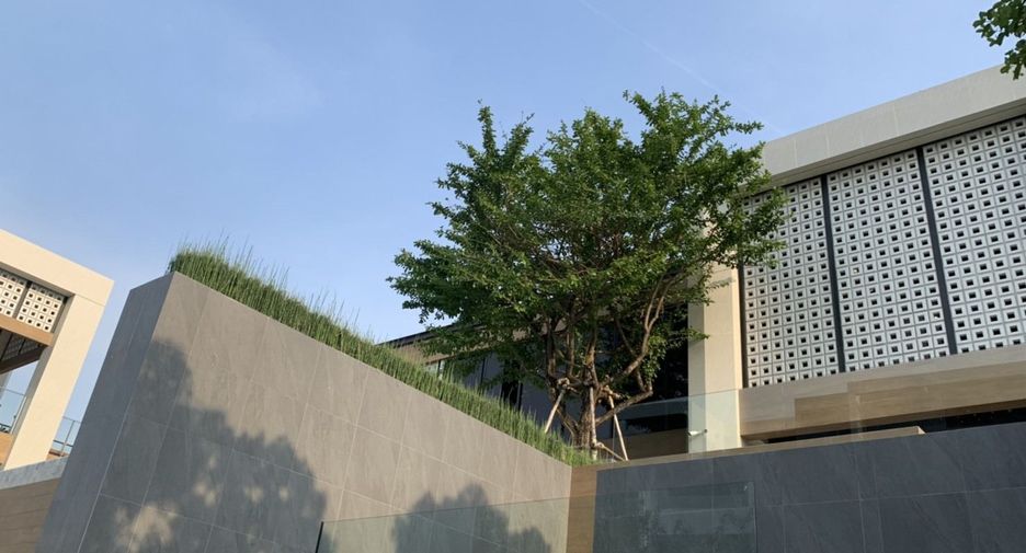 Haus zur Miete mit 4 Zimmer in Yan Nawa, Bangkok