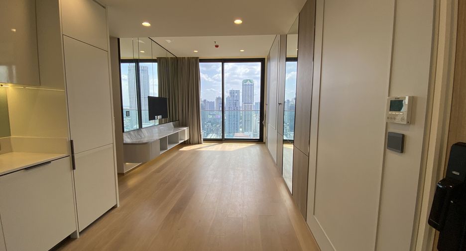 For rent 2 bedrooms condo in Sathon, Bangkok
