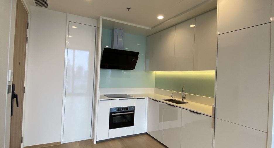 For rent 2 bedrooms condo in Sathon, Bangkok