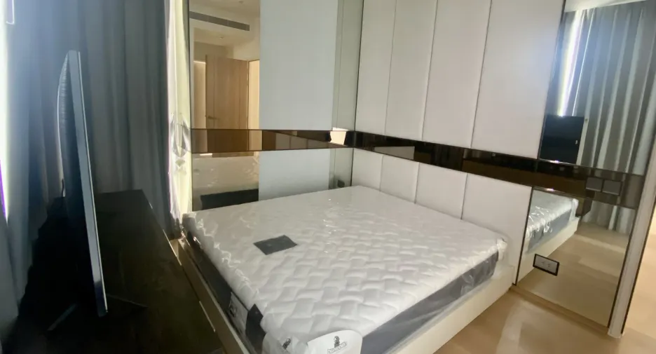 For rent 2 bedrooms condo in Sathon, Bangkok