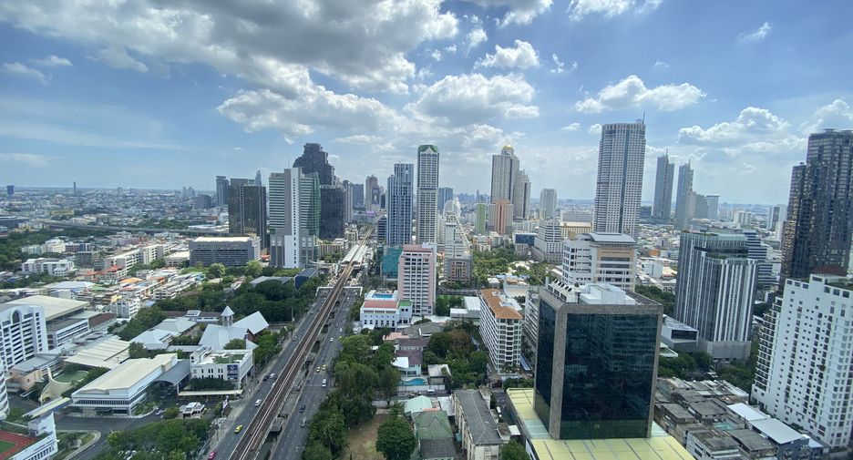 For rent 2 bedrooms condo in Sathon, Bangkok