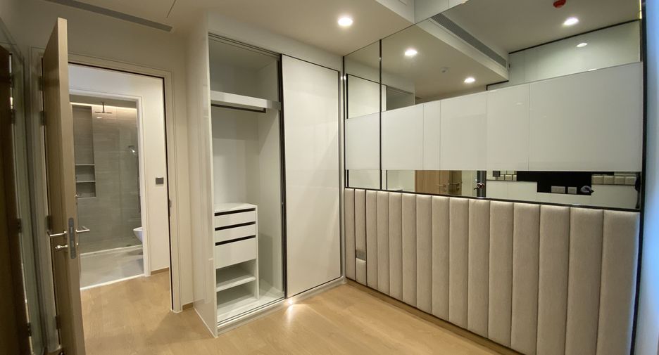 For rent 2 bedrooms condo in Sathon, Bangkok