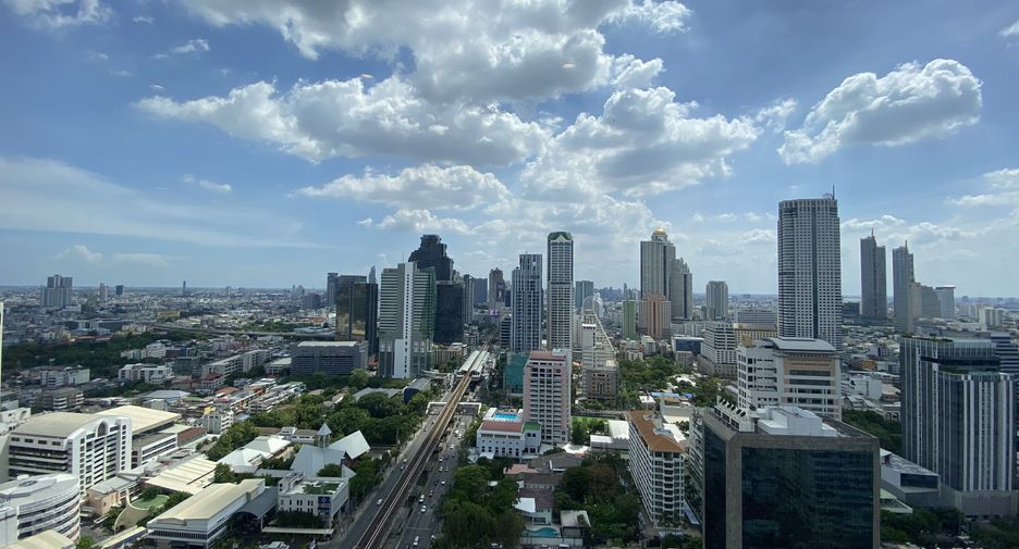 For rent 2 bedrooms condo in Sathon, Bangkok