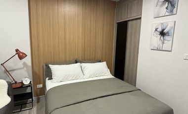 Condo en alquiler de estudio en Huai Khwang, Bangkok