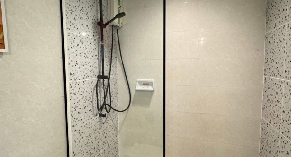 For rent 1 bed condo in Huai Khwang, Bangkok