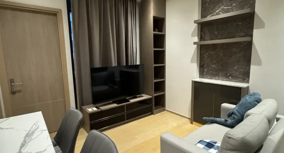 For rent 1 bed condo in Huai Khwang, Bangkok