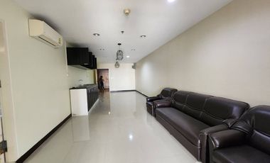 For rent 2 bedrooms condo in Bang Rak, Bangkok