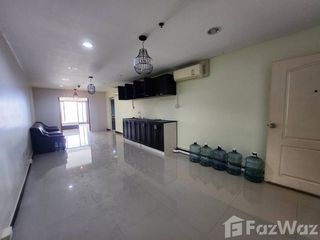 Wohnung zur Miete mit 2 Zimmer in Bang Rak, Bangkok