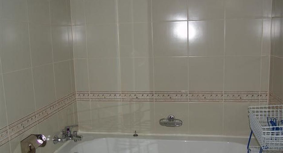 For rent 2 bedrooms condo in Pathum Wan, Bangkok
