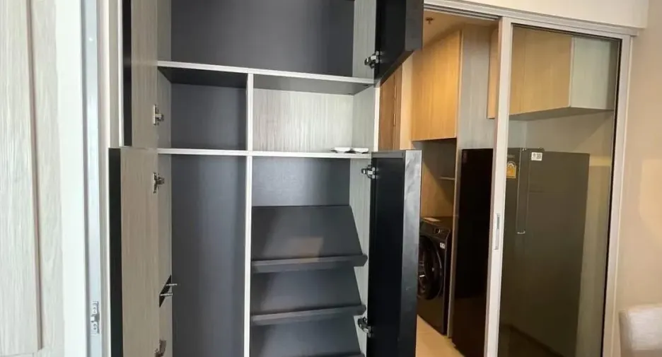 For rent 2 bedrooms condo in Bang Kapi, Bangkok