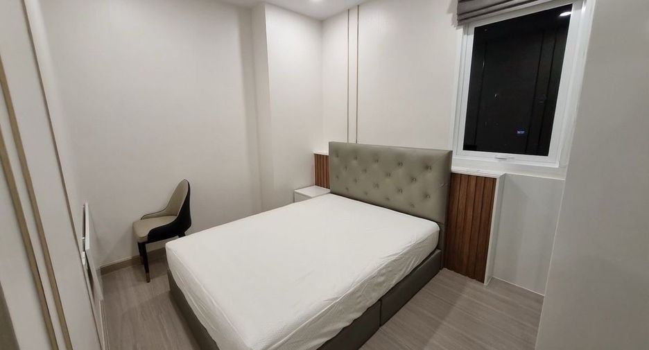 For rent 2 bedrooms condo in Khlong San, Bangkok