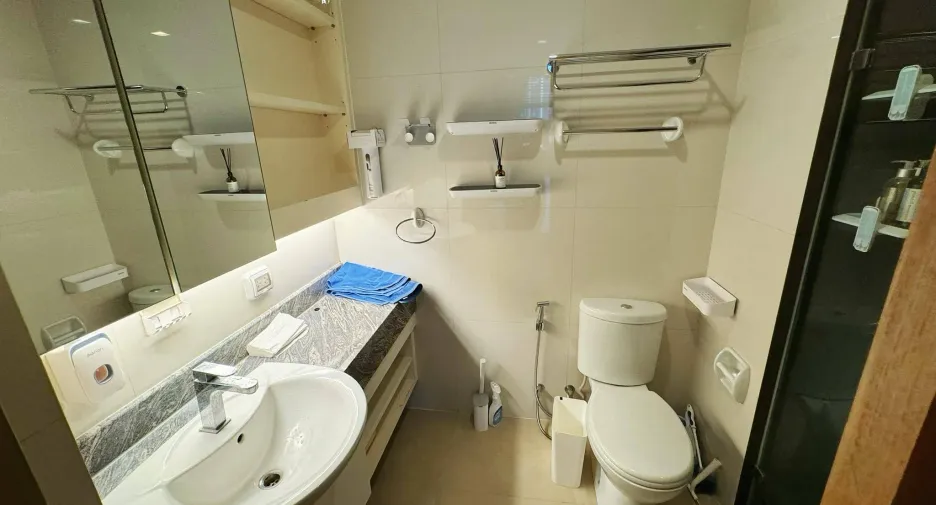 For rent 1 bed condo in Bang Rak, Bangkok
