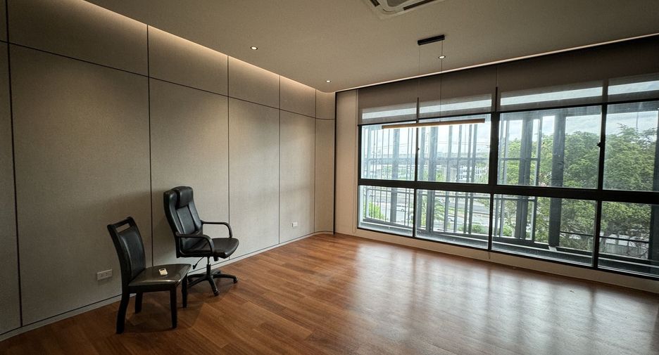 For rent retail Space in Bang Phli, Samut Prakan