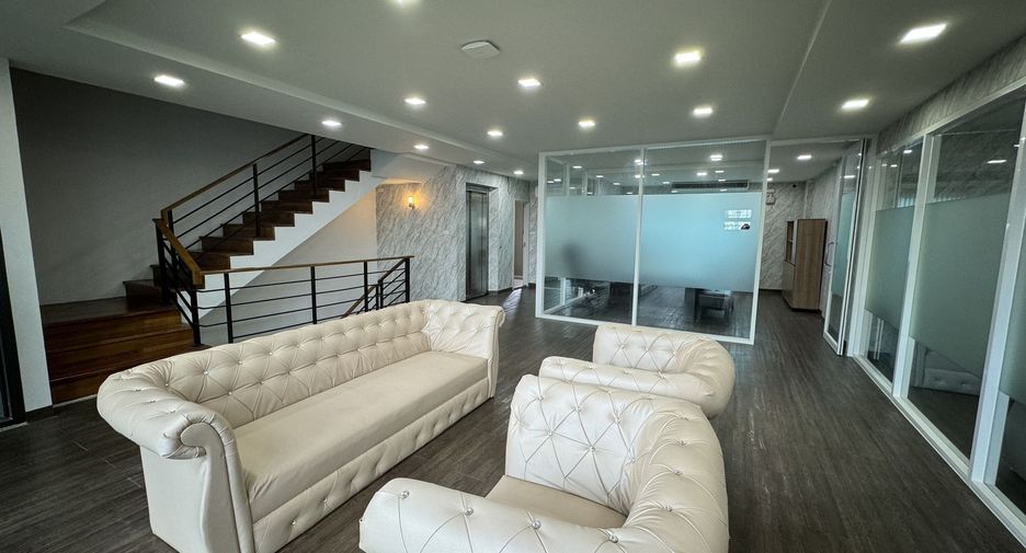 For rent retail Space in Bang Phli, Samut Prakan