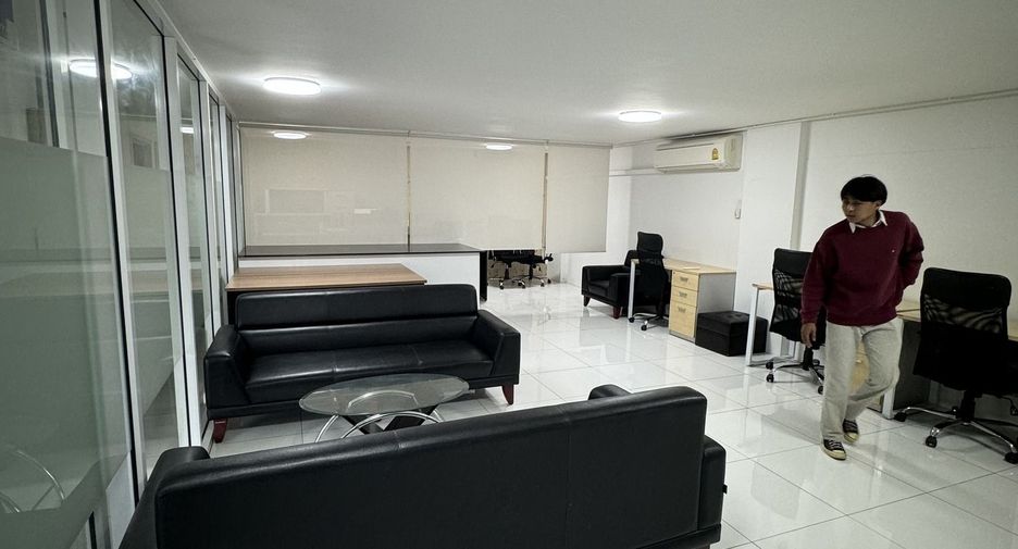 For rent retail Space in Bang Phli, Samut Prakan