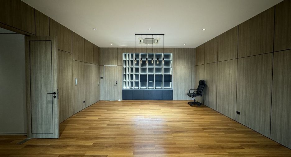 For rent retail Space in Bang Phli, Samut Prakan