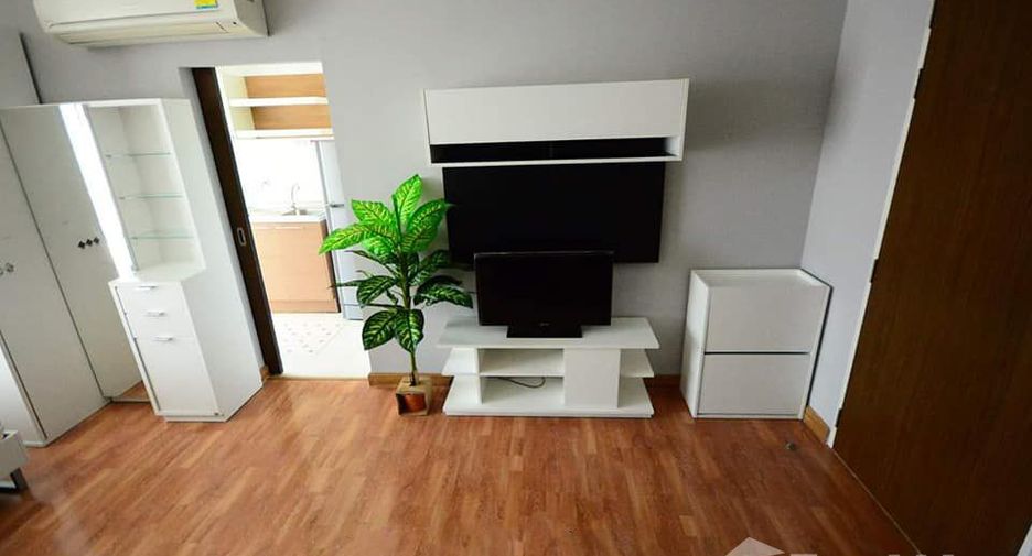 For rent studio condo in Huai Khwang, Bangkok